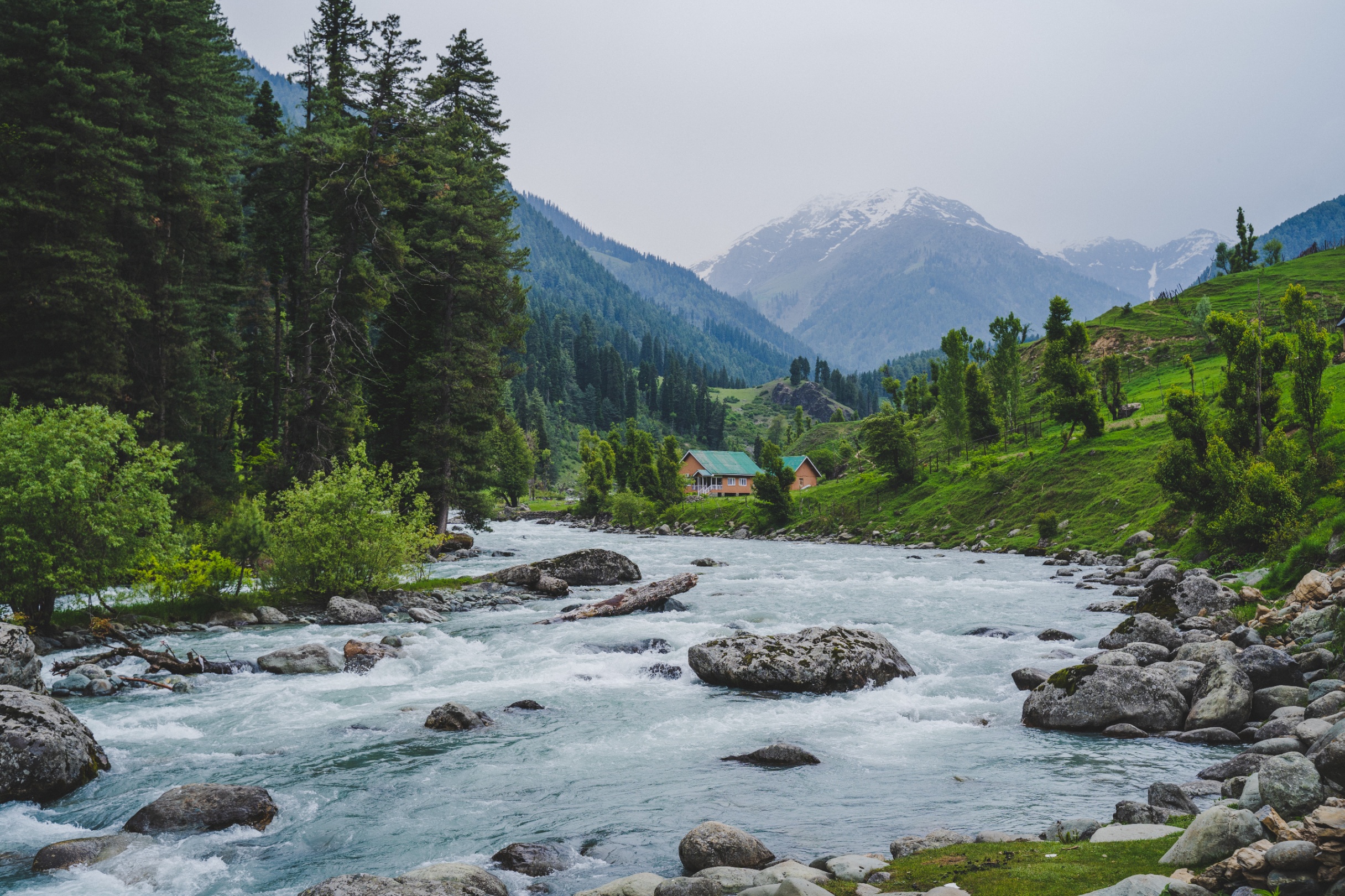 Gujarat, Kerala, Madhya Pradesh, Maharashtra, West Bengal, Delhi - 5 Nights/6 Days Kashmir Package - Photo 3