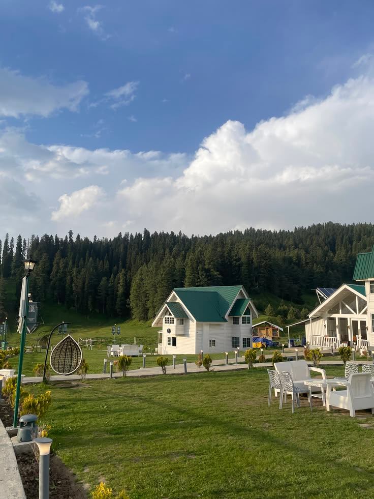 Jammu and Kashmir - 6 Days /  5 Nights Couple Package (Tulip Special) - Photo 3