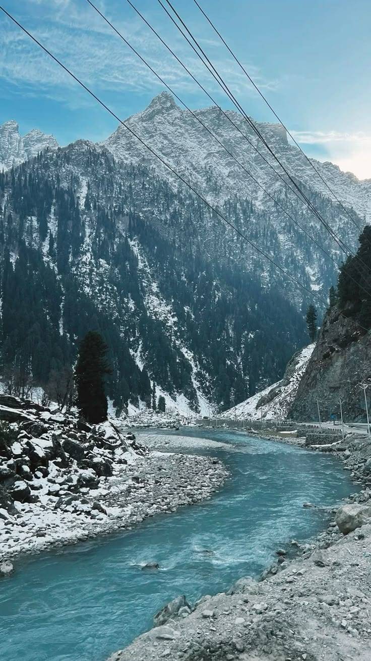 Jammu and Kashmir - 5 Days / 4 Nights Dreamy Kashmir Package for Couple  - Photo 2